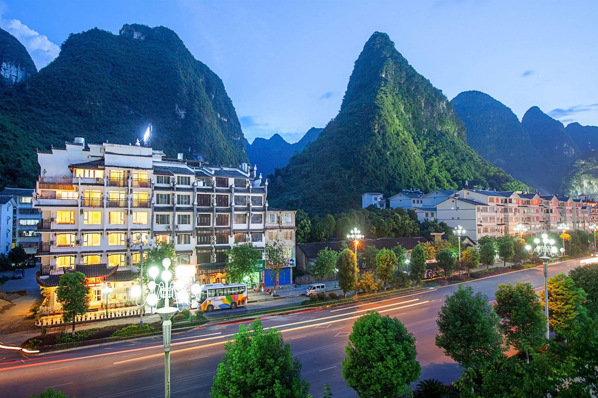 Michael'S Inn & Suites Guilin Exterior photo